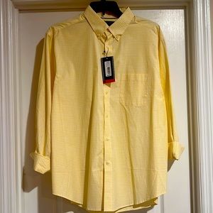 Roundtree & Yorke Yellow button down shirt. XL. Brand new with tags.